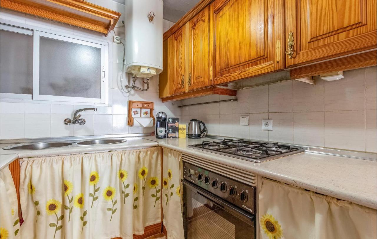 Cozy Apartment In Benalmadena With House Sea View Kültér fotó