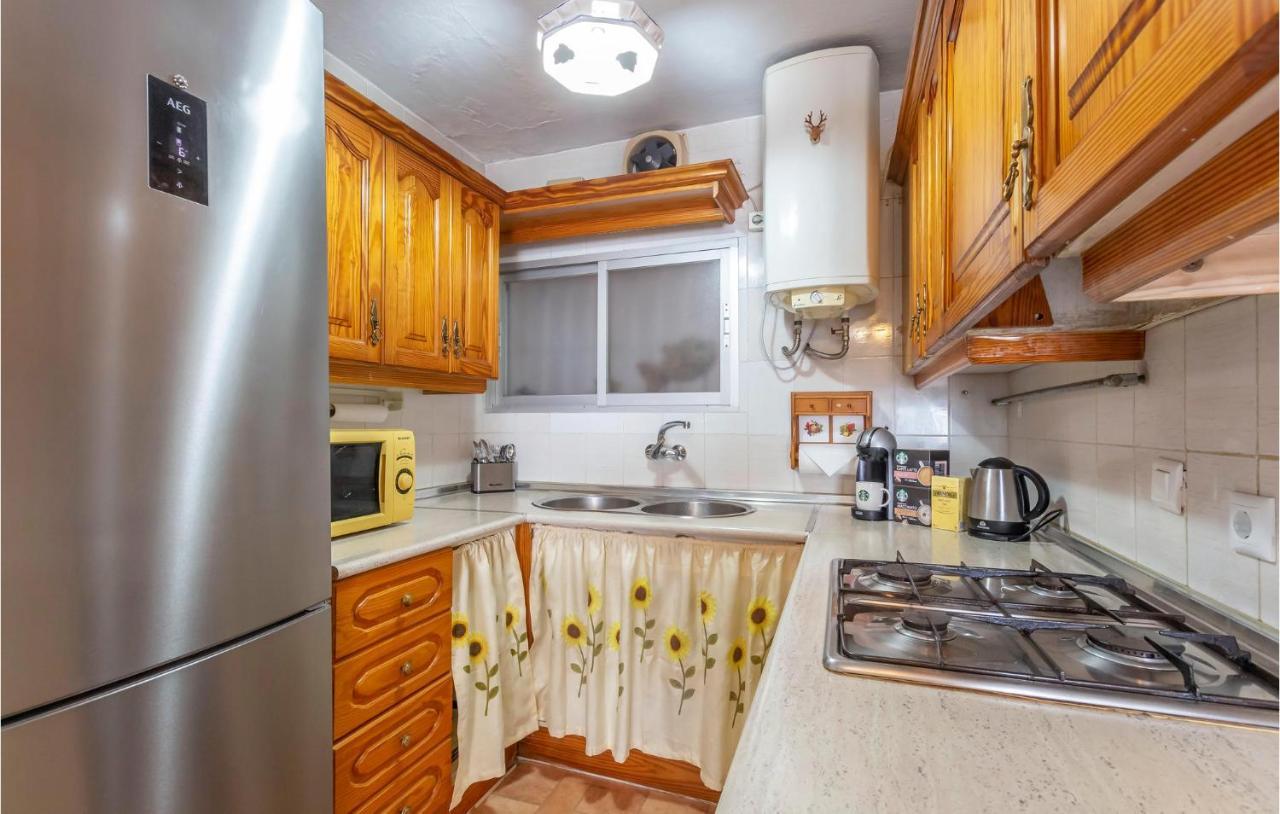 Cozy Apartment In Benalmadena With House Sea View Kültér fotó